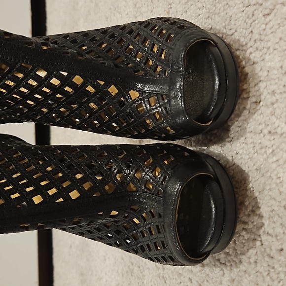 MK Graham booties - Picture 7 of 9